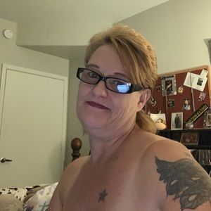 Meet your Posher, Dustee